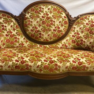 SAGE/BURNT ORANGE SETTEE