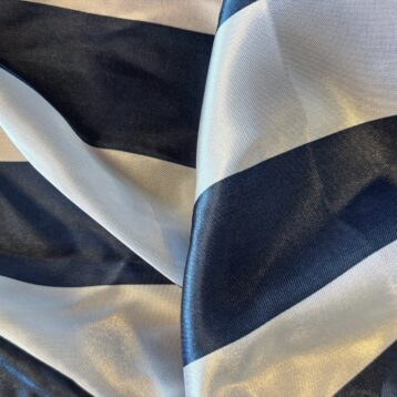 NAVY STRIPE RUNNER 12X108